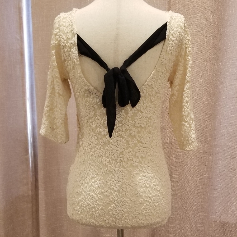 Bow tie back lace top